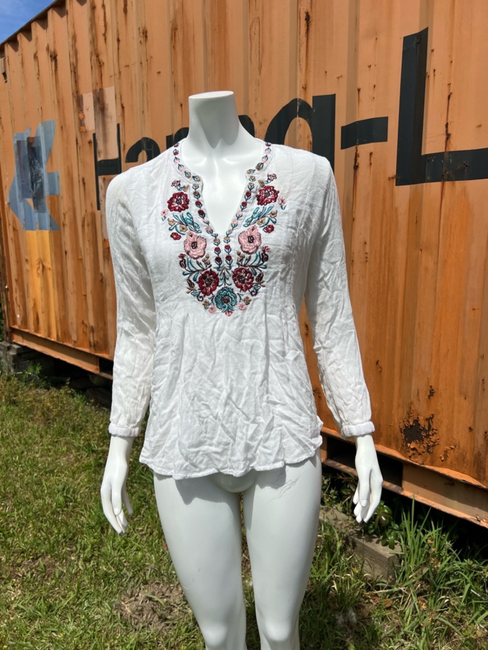 Vintage America White Embroidered V-Neck Peasant Top